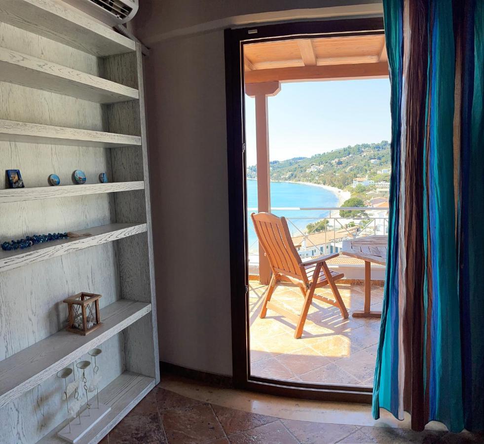 Hotel Aria à Megali Ammos  Extérieur photo