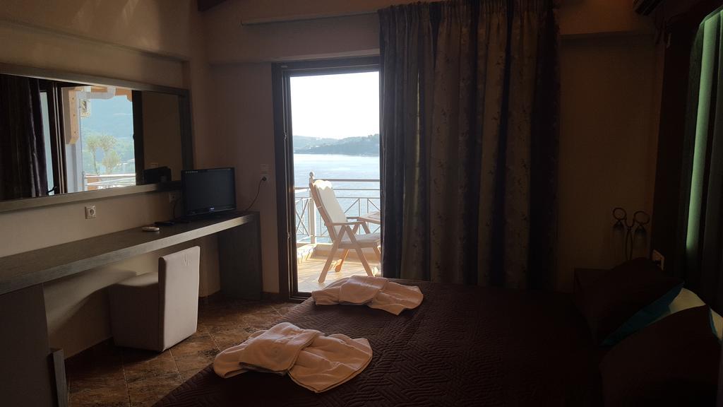 Hotel Aria à Megali Ammos  Extérieur photo